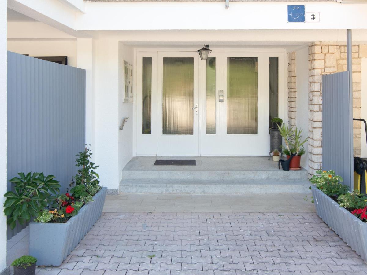 Apartments Jasna 1 Novigrad Istria Eksteriør billede